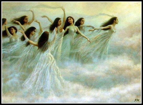 Femmes dans nuages